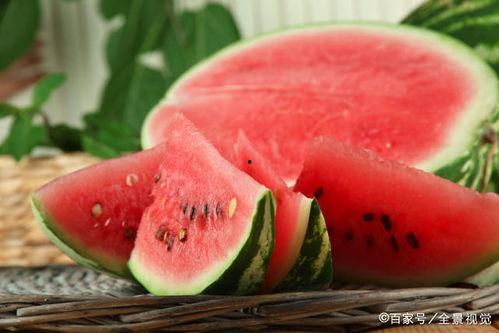 天天吃瓜 网红骨科,揭秘“天天吃瓜”背后的医疗奇迹 第3张 天天吃瓜 网红骨科,揭秘“天天吃瓜”背后的医疗奇迹 第3张