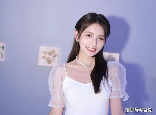 今日吃瓜网红刘嘉玲,吃瓜网红的华丽转身 第1张 今日吃瓜网红刘嘉玲,吃瓜网红的华丽转身 第1张